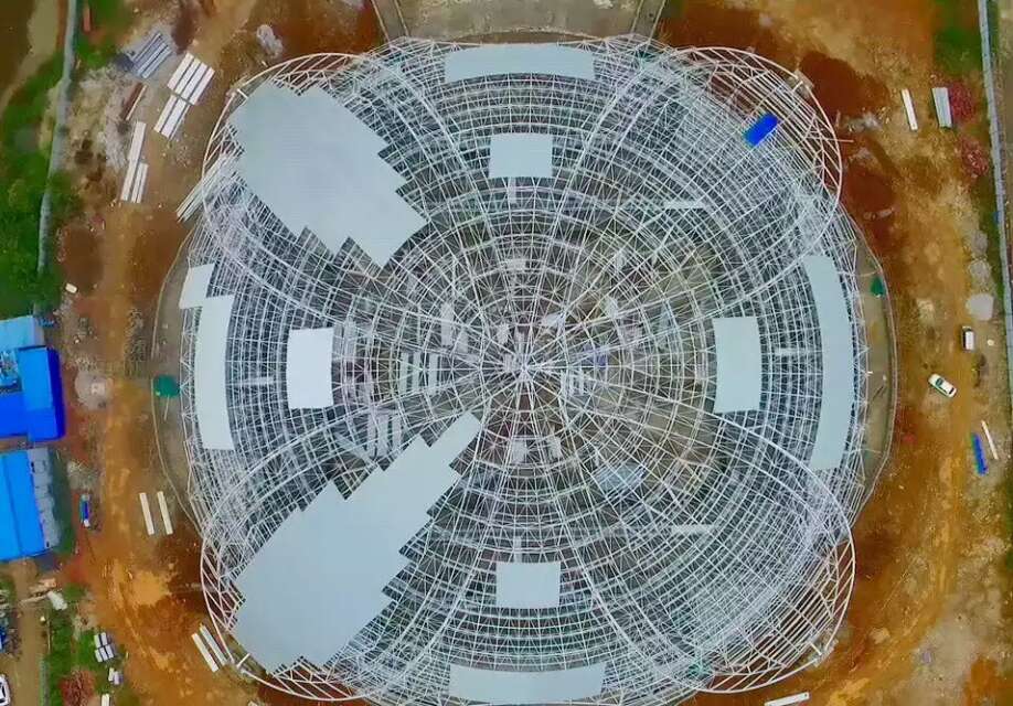 信阳体育馆网架